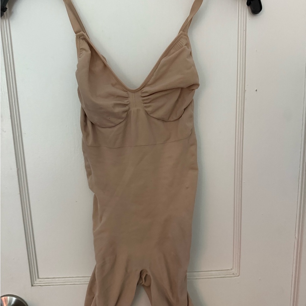 SKIMS Nude Shapewear Bodysuit